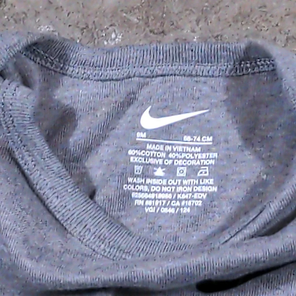 Nike Baby Bodysuit‎ Gray Heather Short Sleeve Swoosh Logo Size 9M Infant